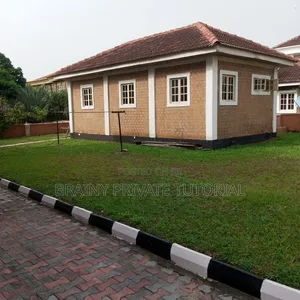 Furnished 5bdrm Duplex in Amen Estate, Eleko for sale