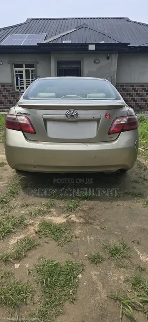 Toyota Camry LE 4dr Sedan (2.4L 4cyl 5A) 2007 Gold