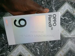 New Oppo Reno9 256 GB Silver
