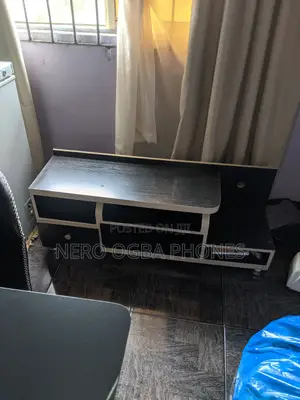 Tv Shelf/ Stand