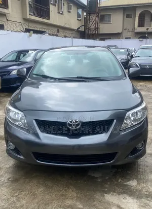 Toyota Corolla LE 4dr Sedan (1.8L 4cyl 4A) 2010 Gray