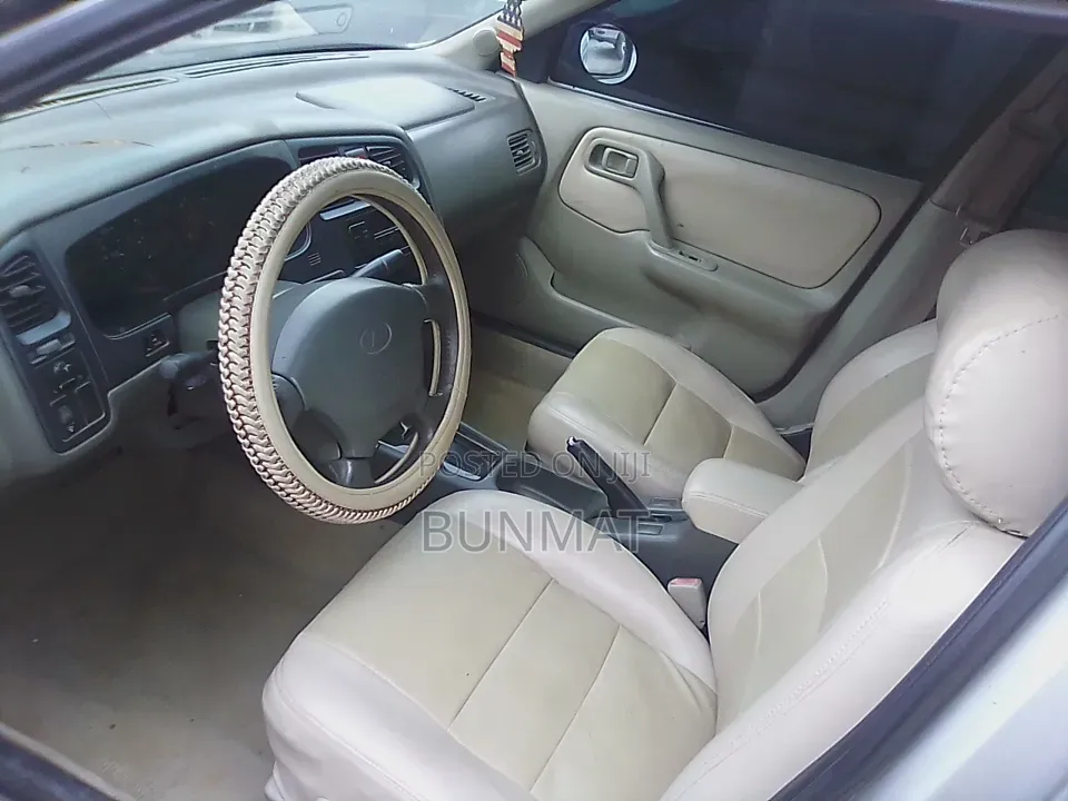 Infiniti M 2002 Silver