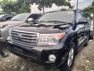 Toyota Land Cruiser 2016 Black