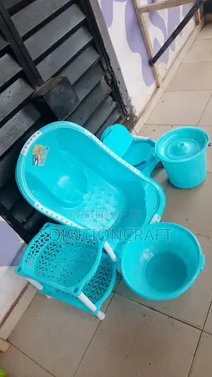 Baby Bath, Complete Set