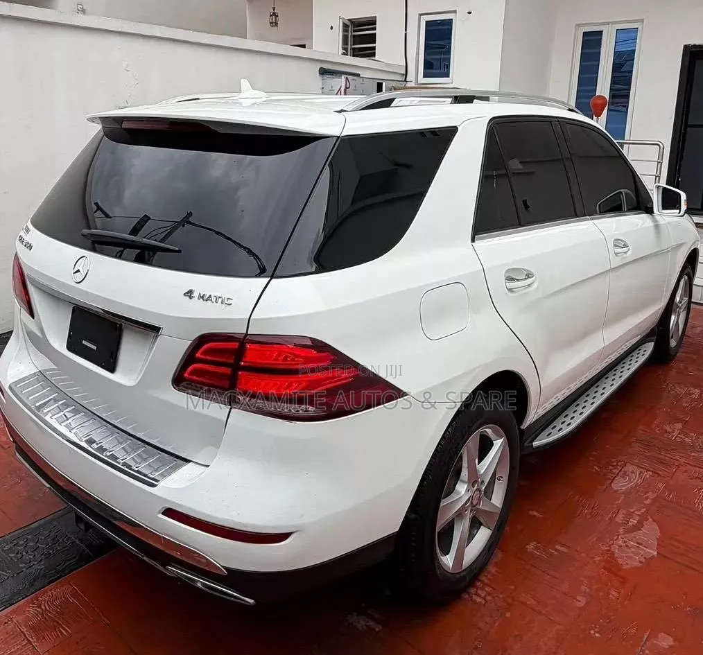 Mercedes-Benz GLE-Class GLE 350 2017 White
