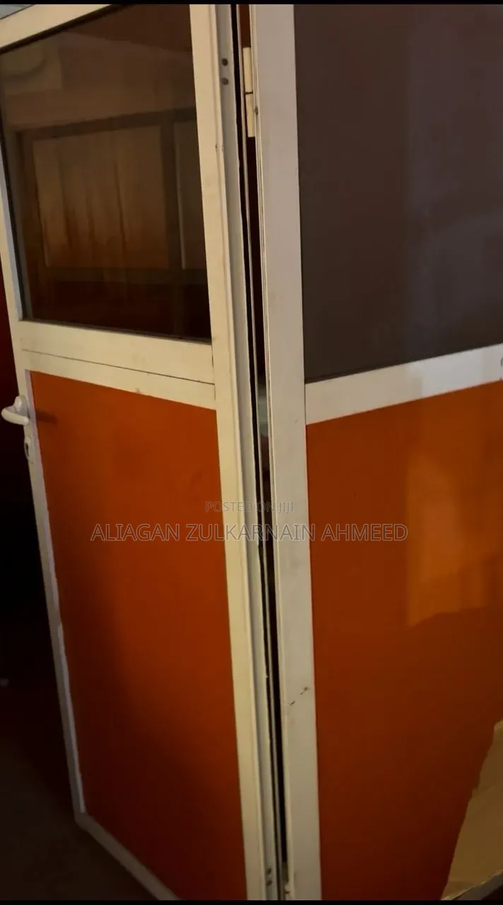 Aluminium Partitions