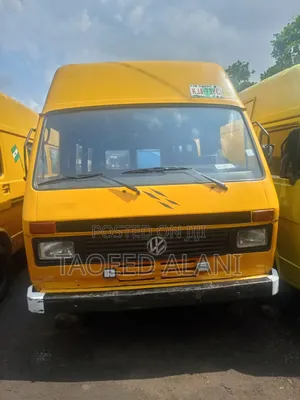 Volkswagen LT 1998 Yellow