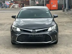 Toyota Avalon Limited Sedan FWD (3.5L 6cyl 6A) 2013 Gray