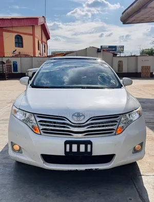Toyota Venza 2011 White