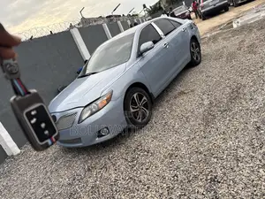 Toyota Camry XLE V6 4dr Sedan (3.5L 6cyl 6AM) 2010 Blue