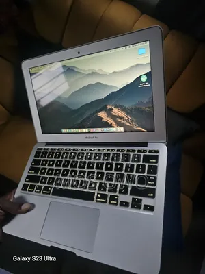 Laptop Apple MacBook Air 2014 4GB Intel Core i5 SSD 128GB