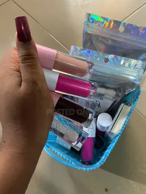 Maya_lip_luxe