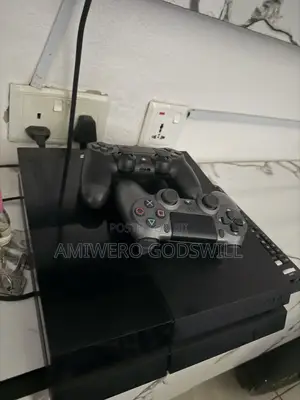Play Station 4 Fat