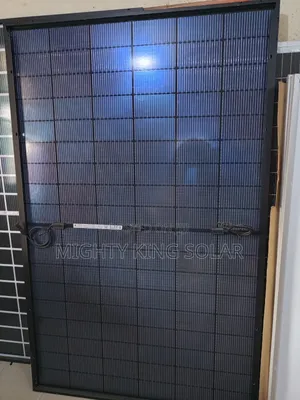 550w Plus 20 Box Bar Black and Bifacial Panel