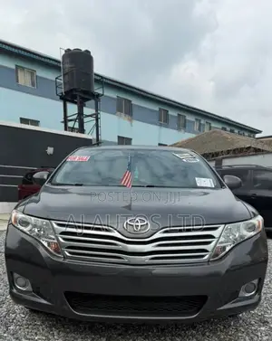 Toyota Venza V6 2010 Gray