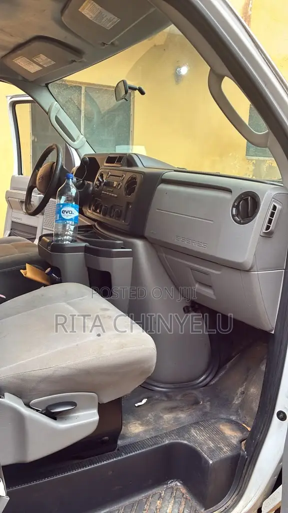 Ford E250 2013 White