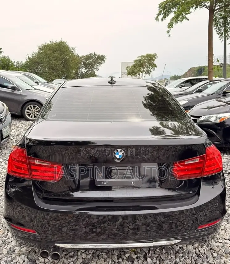 BMW 328i 2012 Black