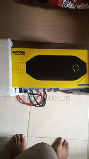 MPPT Charger Controller