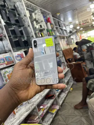 Apple iPhone X 64 GB Silver