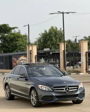 Mercedes-Benz C300 2015 Gray