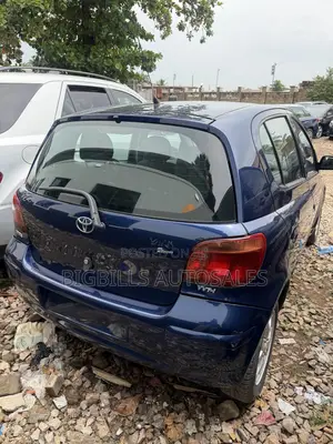 Toyota Yaris 2004 Blue