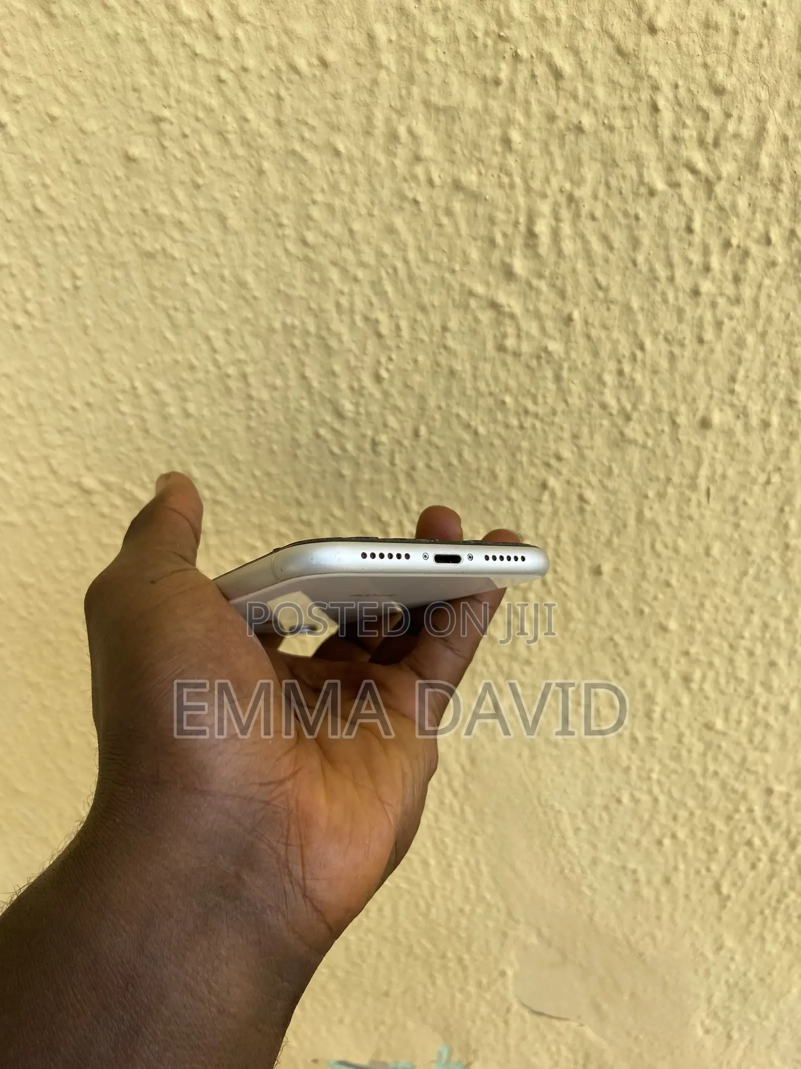 Apple iPhone XR 64 GB White
