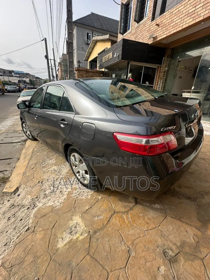 Toyota Camry 2008 Gray