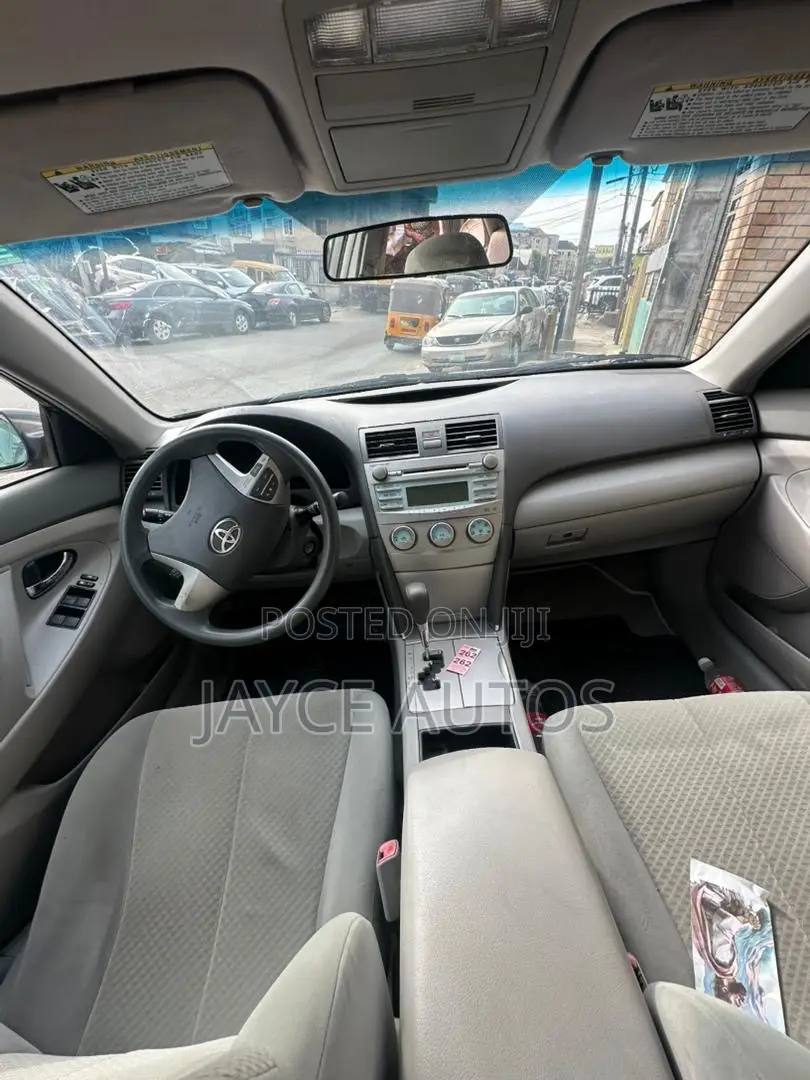 Toyota Camry 2008 Gray