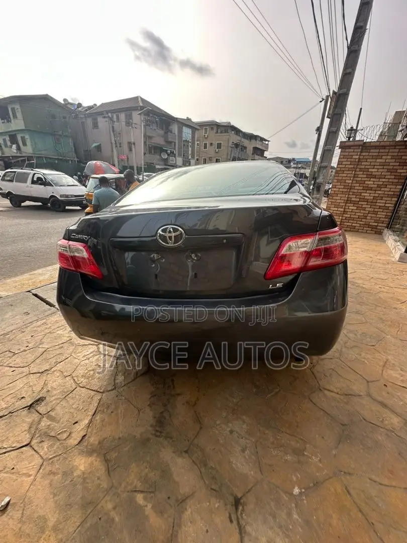 Toyota Camry 2008 Gray
