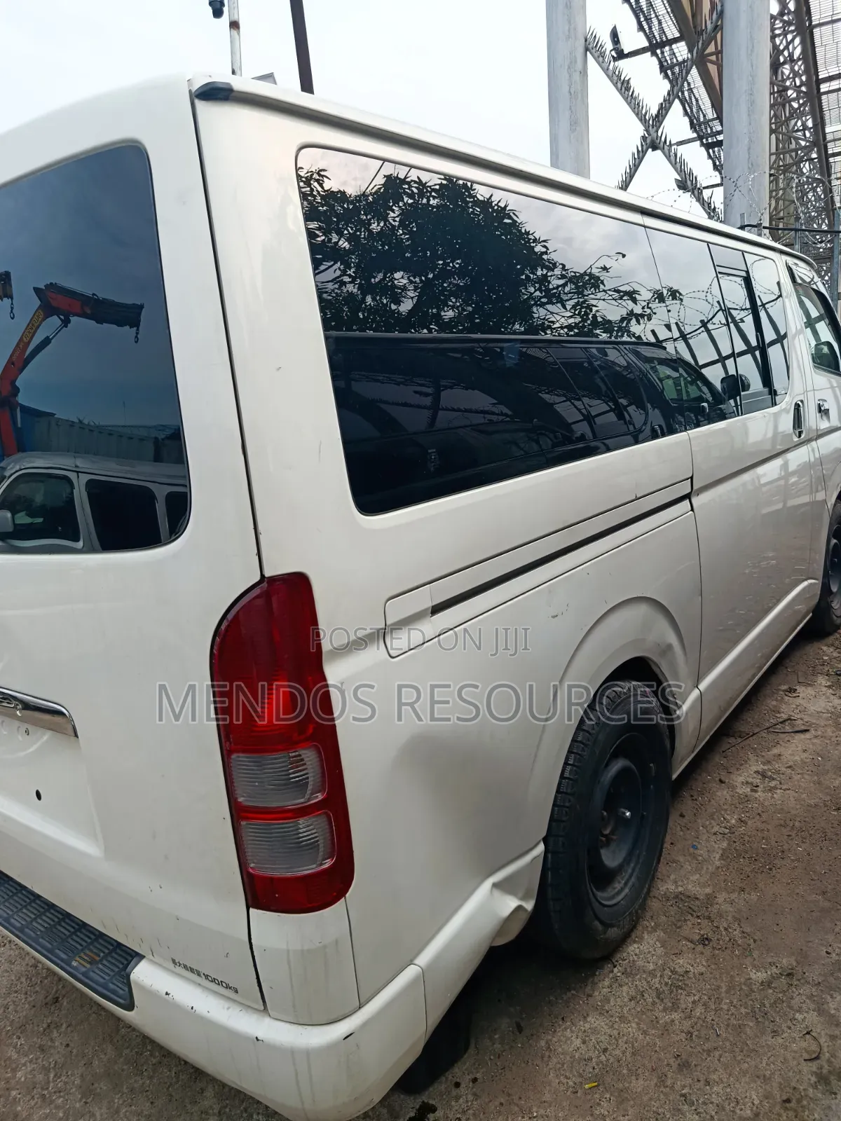 Toyota HiAce 2012 White