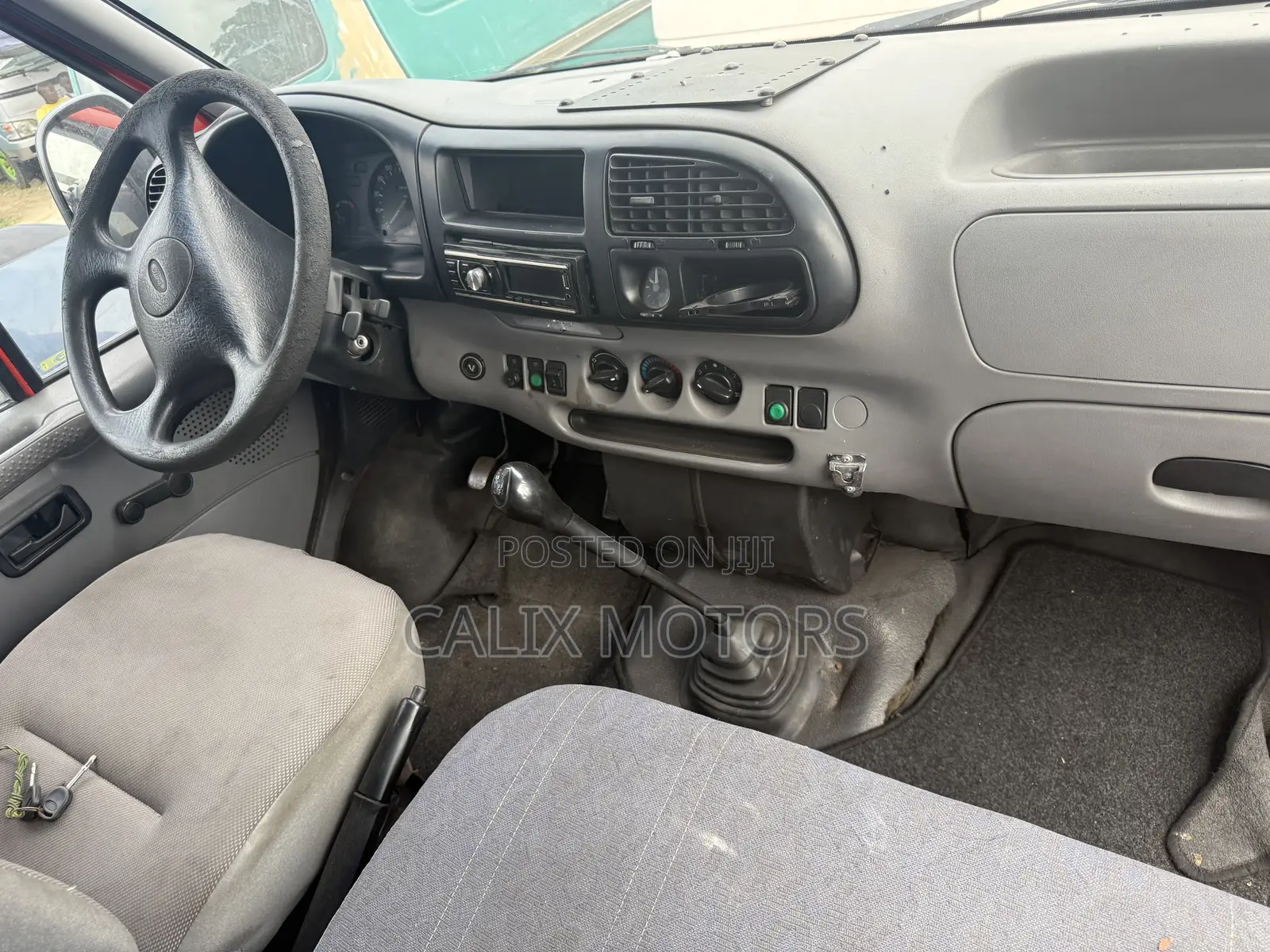 Volkswagen Transporter 2016 White
