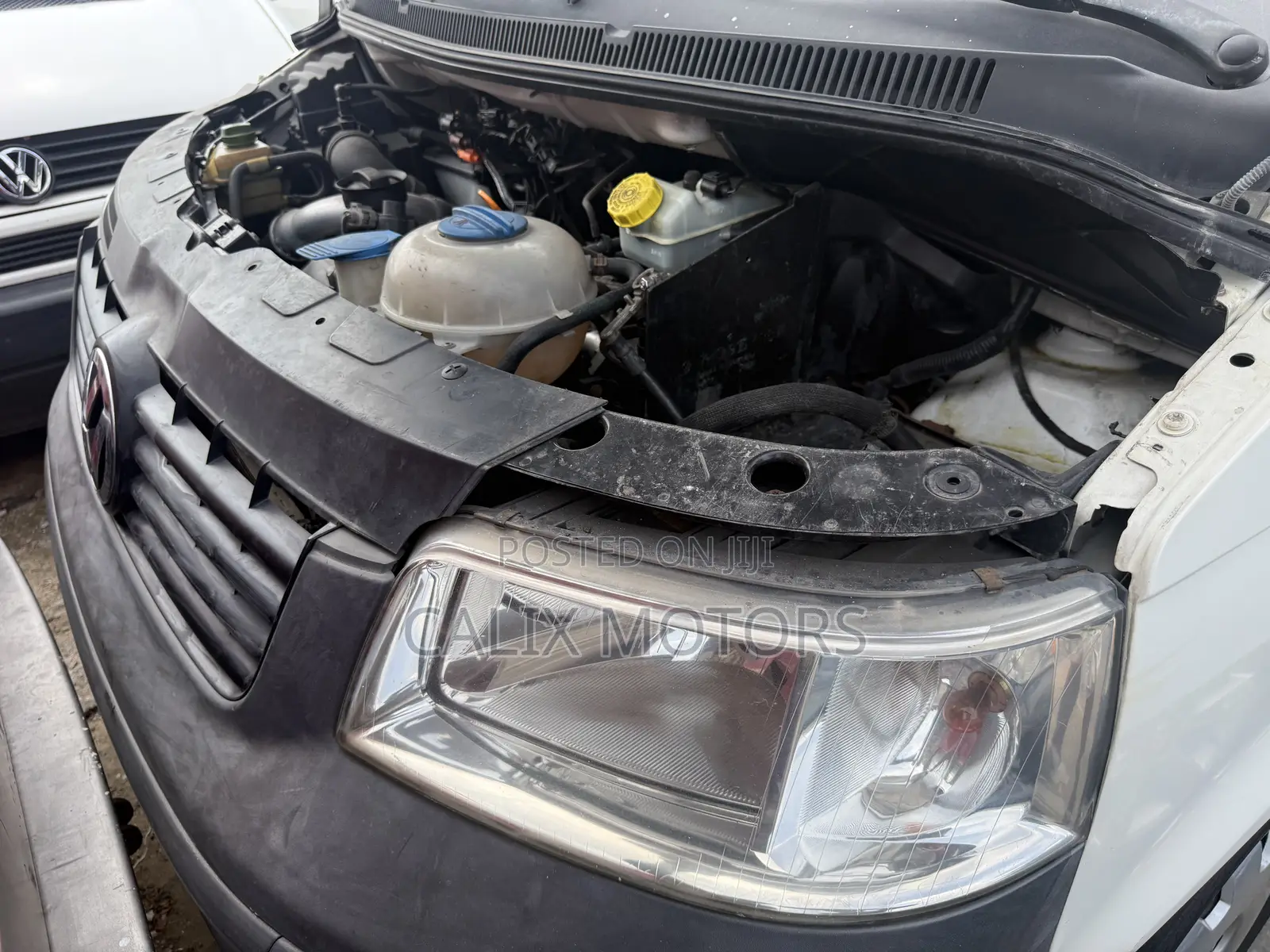Volkswagen Transporter 2016 White