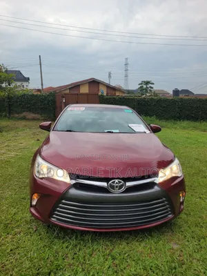 Toyota Camry LE 4dr Sedan (2.5L 4cyl 6A) 2016 Red