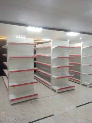 Supermarket Shelve