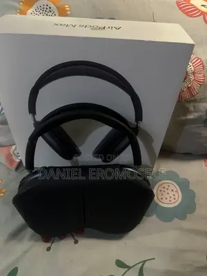 Airpod Max (Dubai Version)