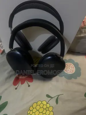 Airpod Max (Dubai Version)