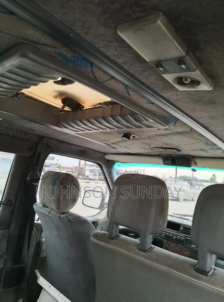 Volkswagen Transporter 2005 White