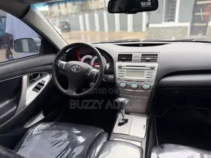 Toyota Camry SE V6 4dr Sedan (3.5L 6cyl 6AM) 2008 Silver