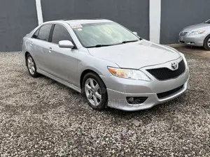 Toyota Camry SE V6 4dr Sedan (3.5L 6cyl 6AM) 2008 Silver