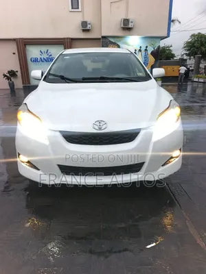 Toyota Matrix 2011 White