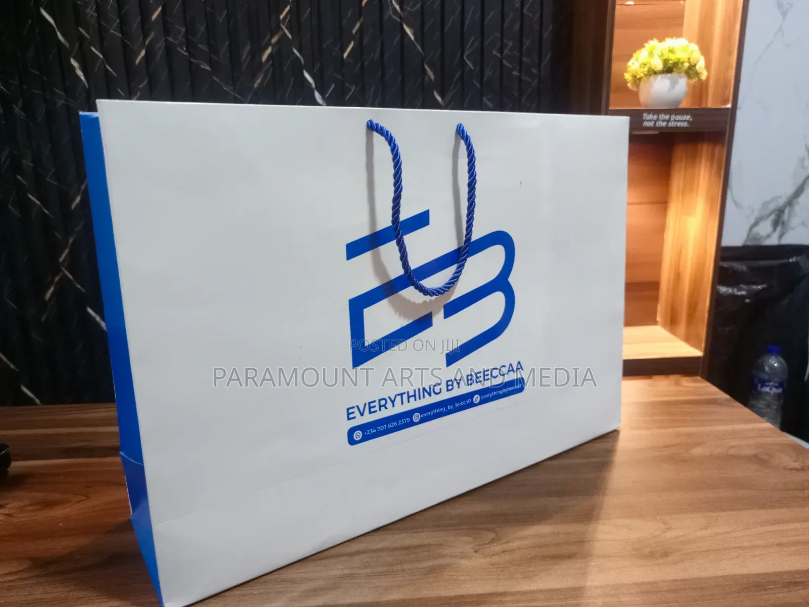 Xtra Large Size Paper Bag.