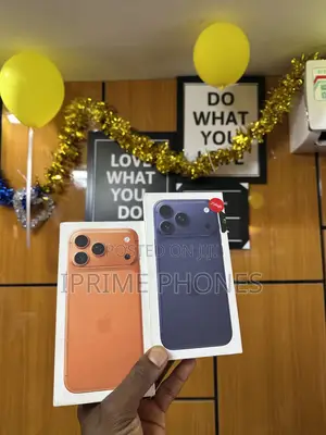 New Apple iPhone 17 Pro Max 256 GB Orange