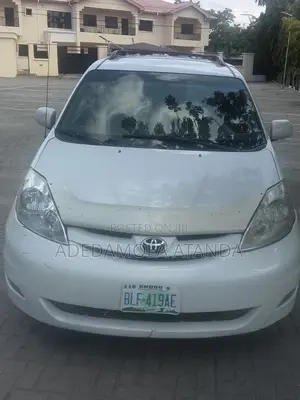 Toyota Sienna 2008 White