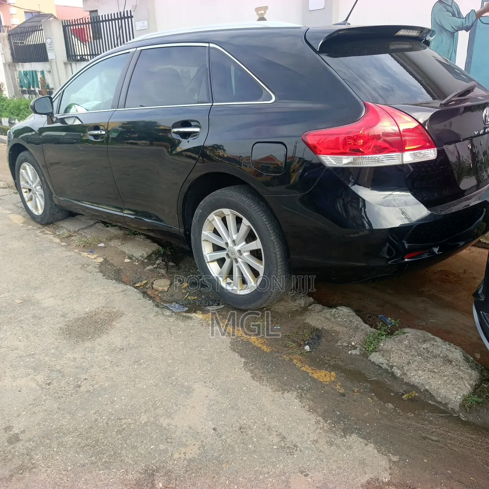 Toyota Venza 2010 Black