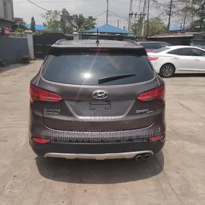 Hyundai Santa Fe 2016 Gray