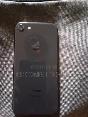 Apple iPhone 8 64 GB Black