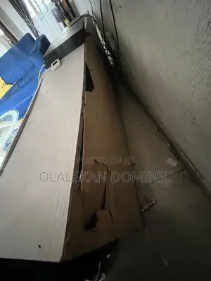 Simple Tv Shelf
