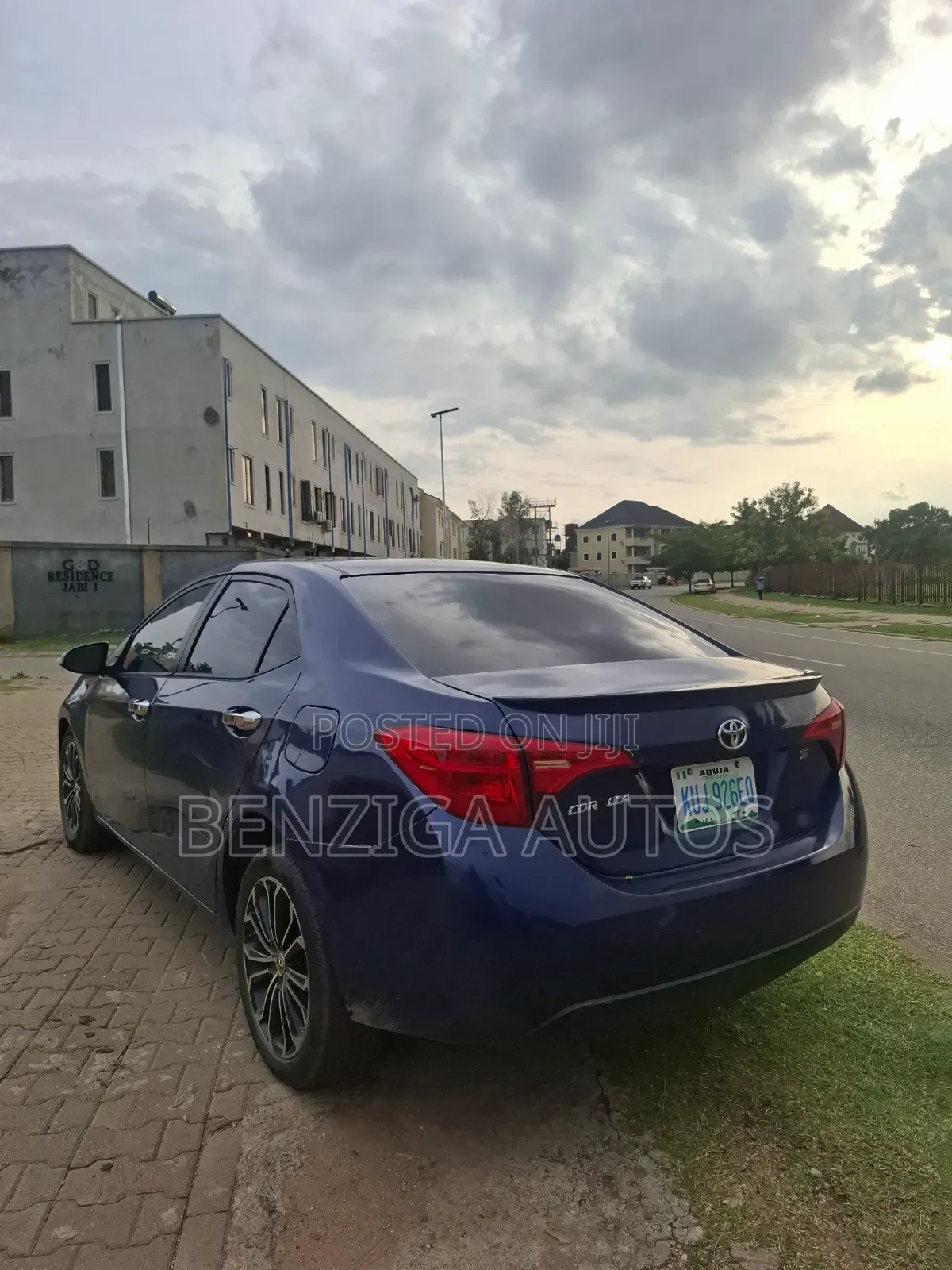 Toyota Corolla 2015 Blue