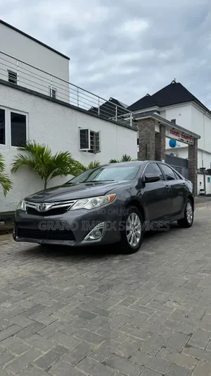 Toyota Camry 2014 Gray