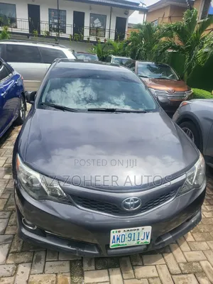 Toyota Camry 2014 Gray